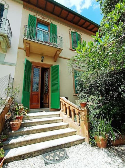 Just Outside The Wall: Free A/C, Bikes And Wifi Lucca Exterior photo